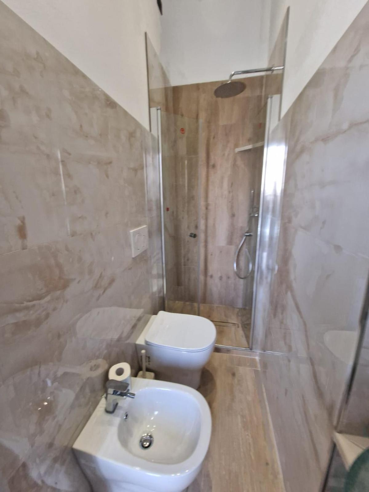 לה ספציה Ari'S Home מראה חיצוני תמונה